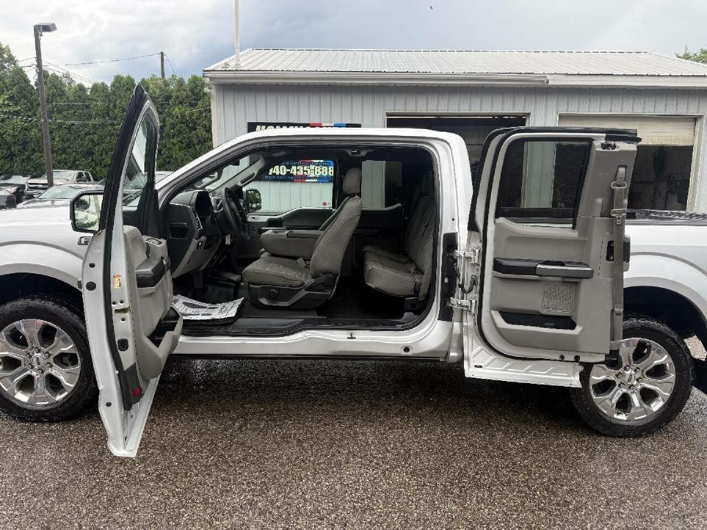 2015 Ford F-150 Image 11