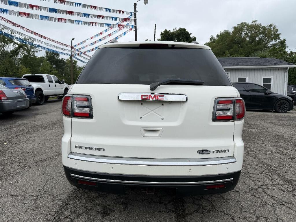 2014 GMC Acadia Image 4