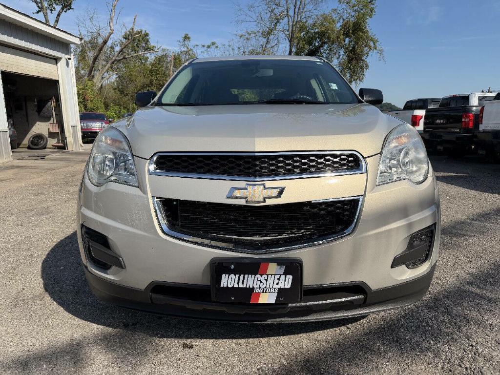 2011 Chevrolet Equinox Image 2