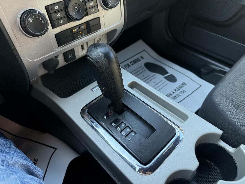 2012 Ford Escape Image 17