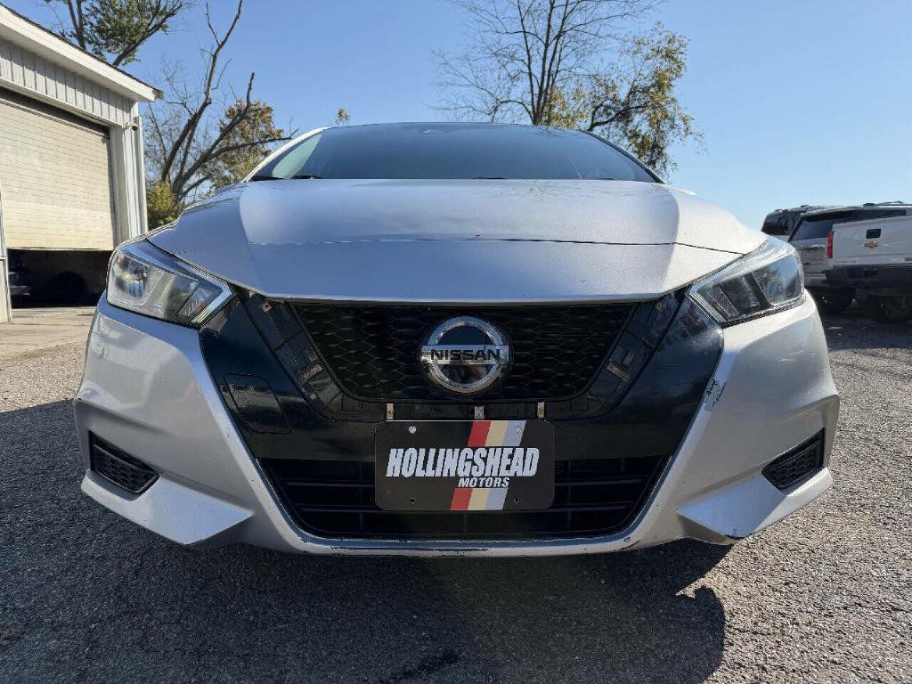 2020 Nissan Versa Image 2