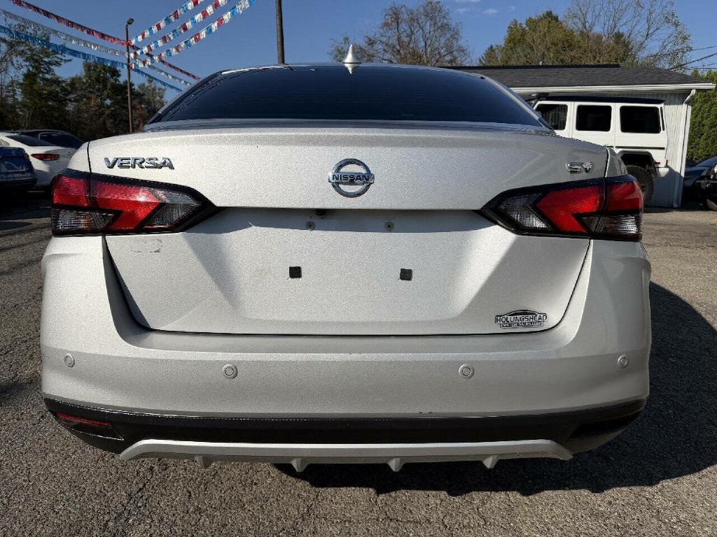2020 Nissan Versa Image 6