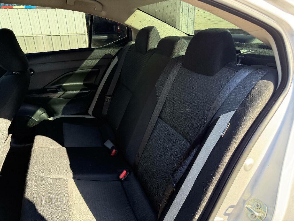 2020 Nissan Versa Image 8