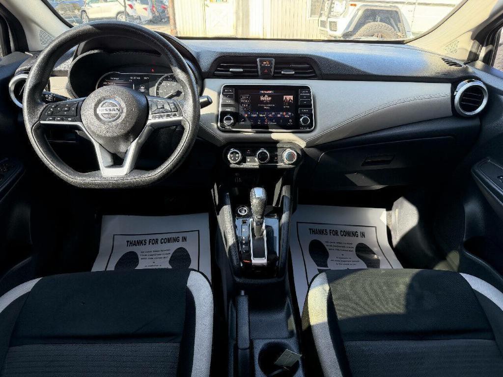 2020 Nissan Versa Image 9