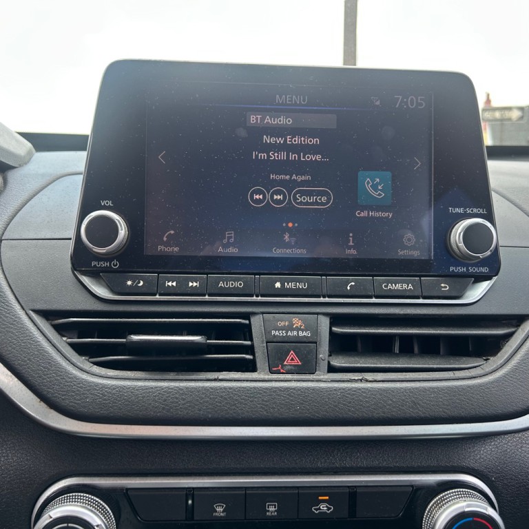 2019 Nissan Altima Image 11