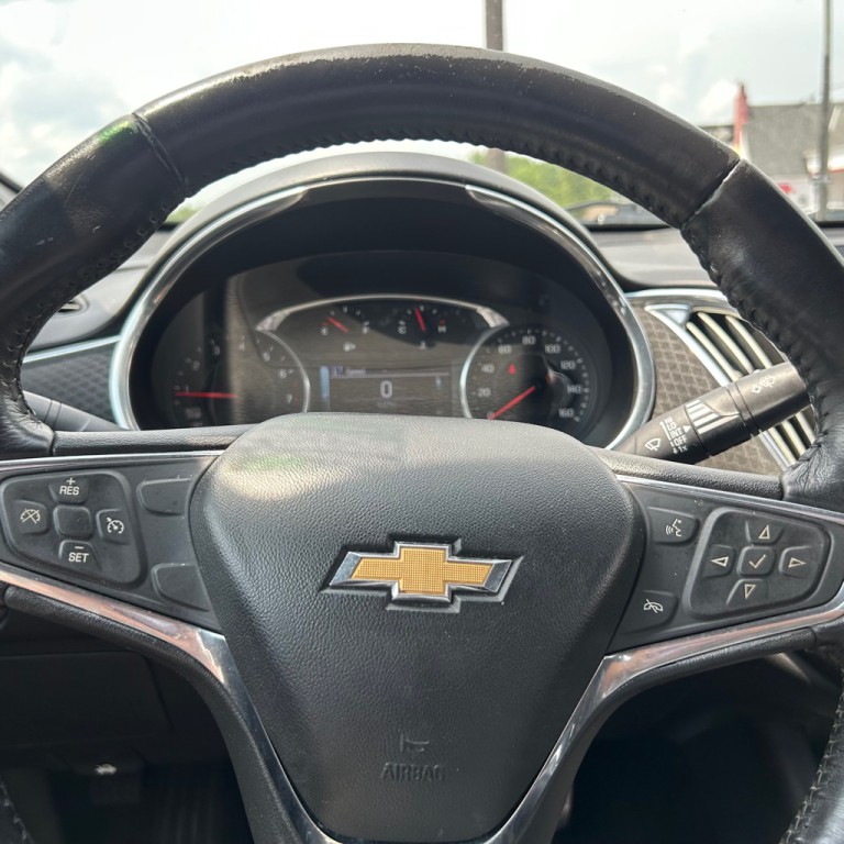 2016 Chevrolet Malibu Image 11