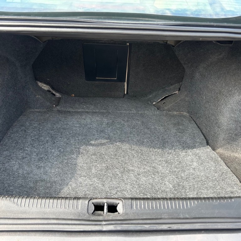2015 Chrysler 200 Image 18