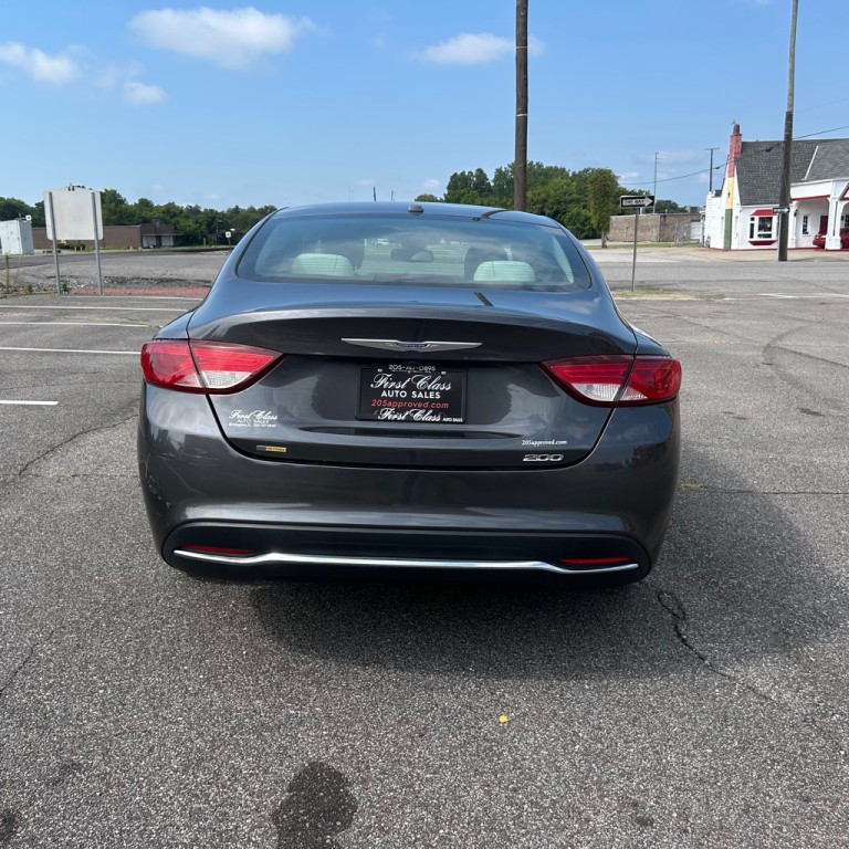 2015 Chrysler 200 Image 20
