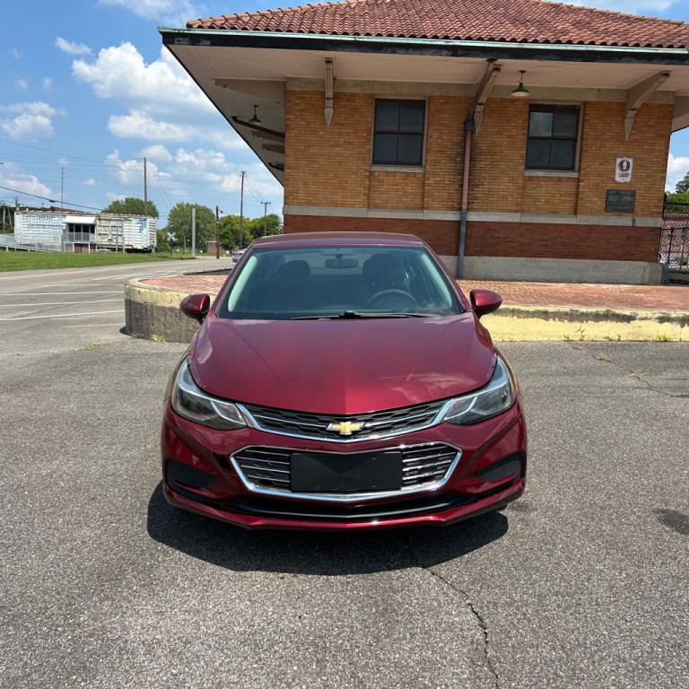 2016 Chevrolet Cruze Image 2