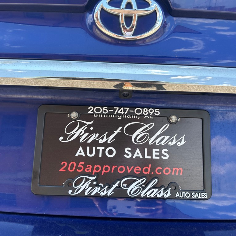 2016 Toyota Camry Image 16