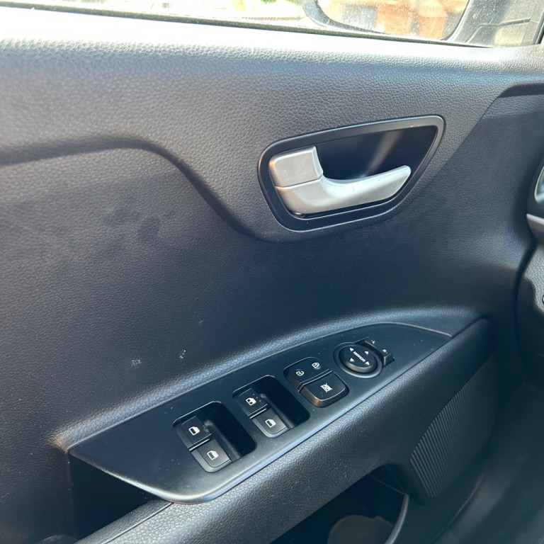 2018 Kia Rio Image 6