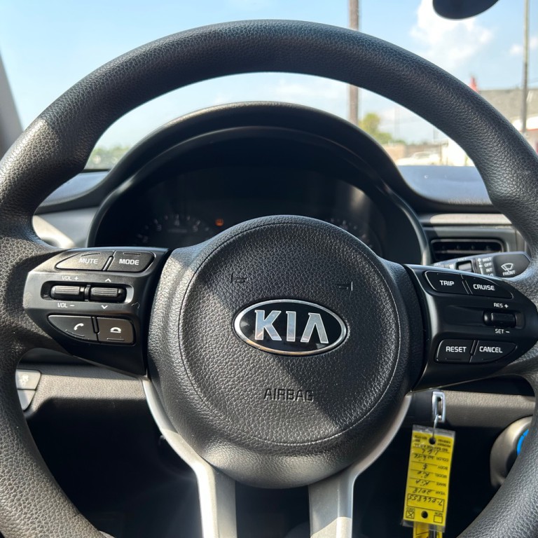 2018 Kia Rio Image 8