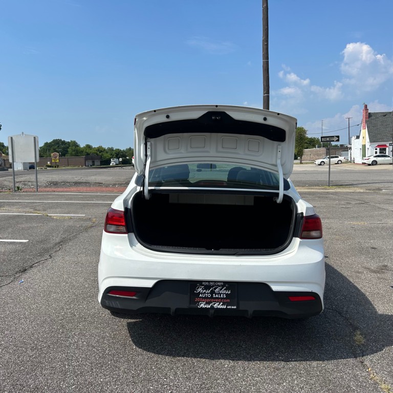 2018 Kia Rio Image 15