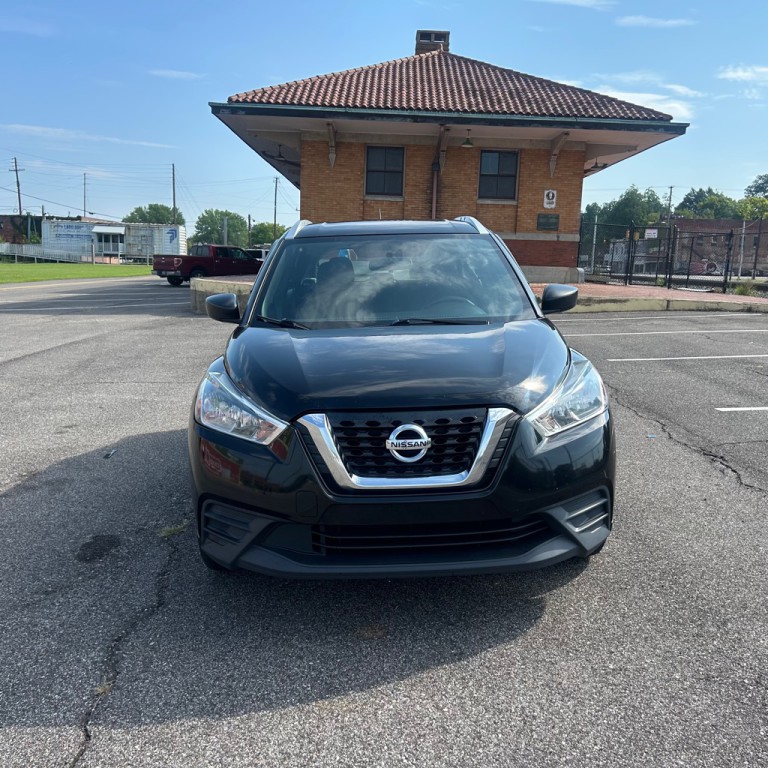 2019 Nissan Kicks Image 2