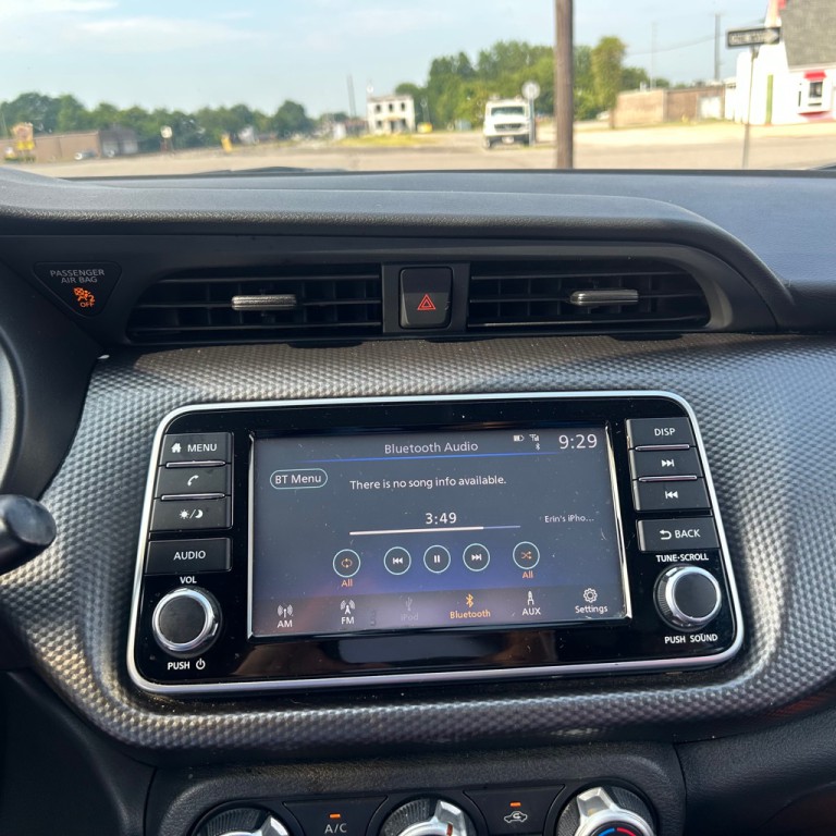 2019 Nissan Kicks Image 10