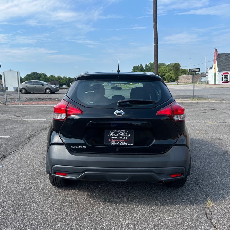 2019 Nissan Kicks Image 16