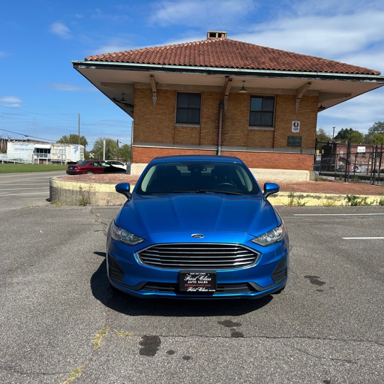 2020 Ford Fusion Image 2
