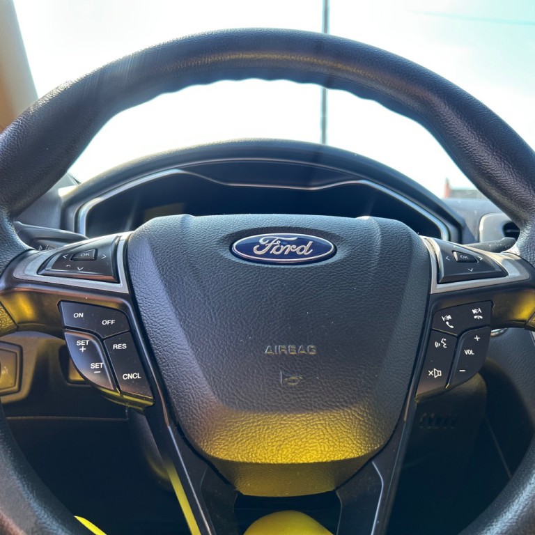 2020 Ford Fusion Image 9