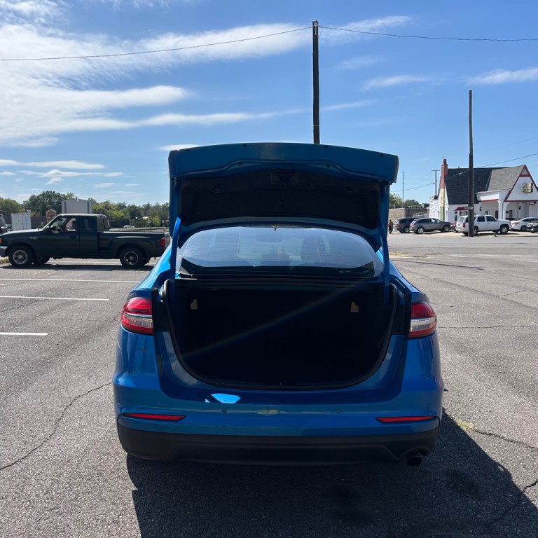2020 Ford Fusion Image 17