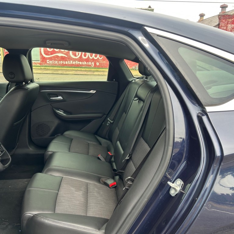2018 Chevrolet Impala Image 17