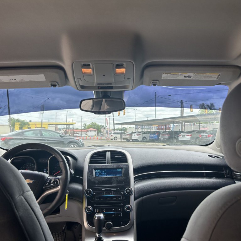 2014 Chevrolet Malibu Image 5