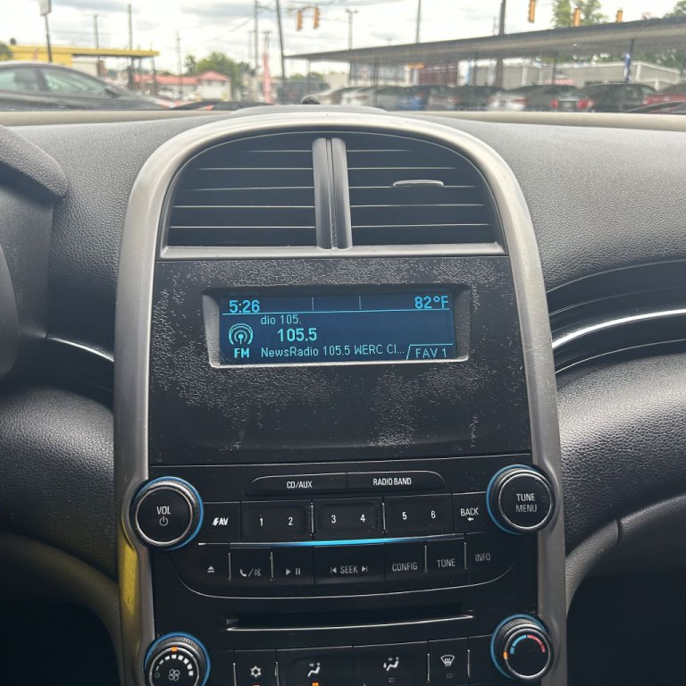 2014 Chevrolet Malibu Image 9