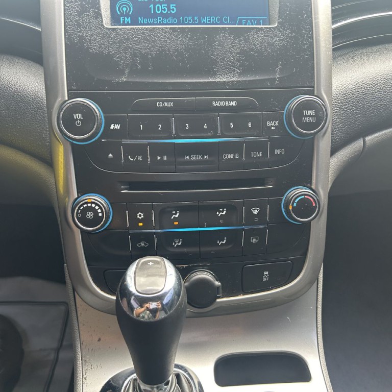 2014 Chevrolet Malibu Image 10