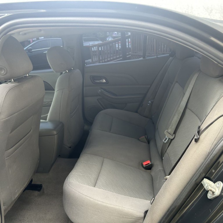2014 Chevrolet Malibu Image 12