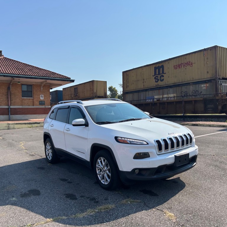 2017 Jeep Cherokee Image 1