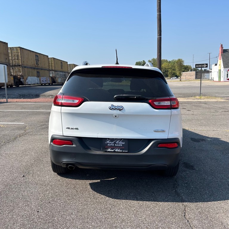 2017 Jeep Cherokee Image 9