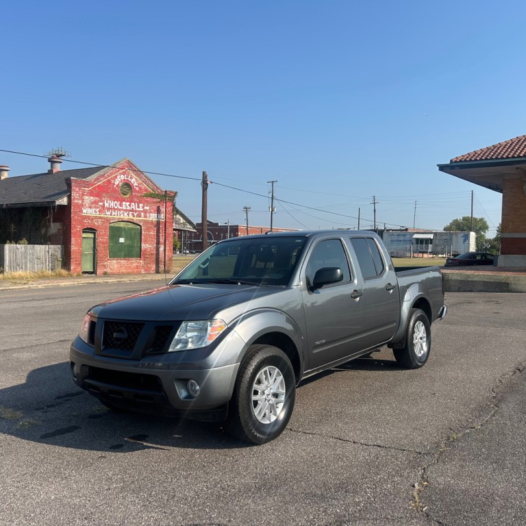 2016 Nissan Frontier Image 3