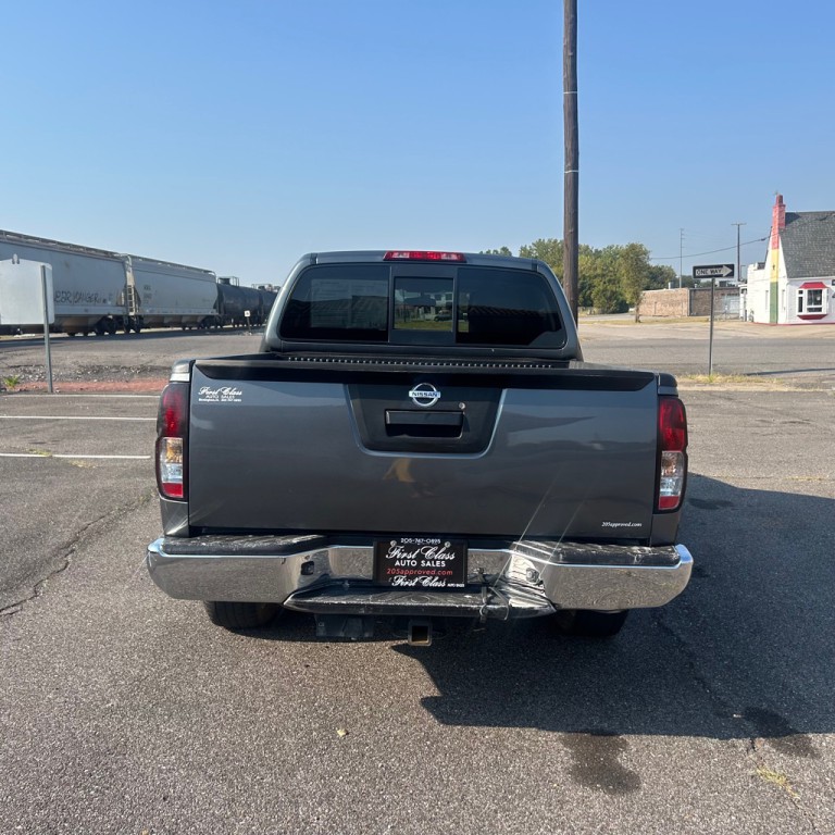 2016 Nissan Frontier Image 16
