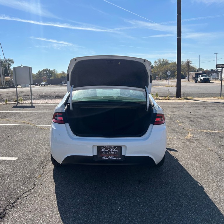 2015 Dodge Dart Image 15