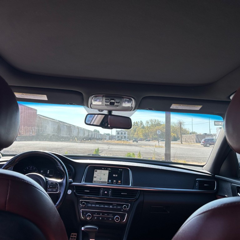 2017 Kia Optima Image 7