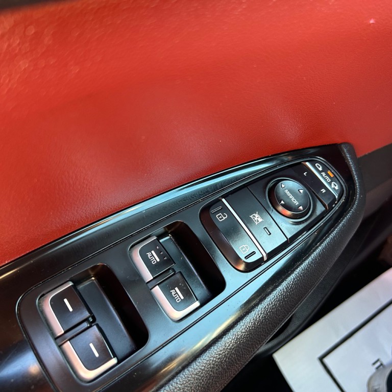 2017 Kia Optima Image 9