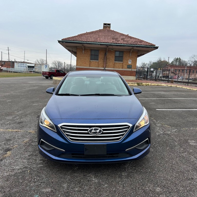 2016 Hyundai Sonata Image 2