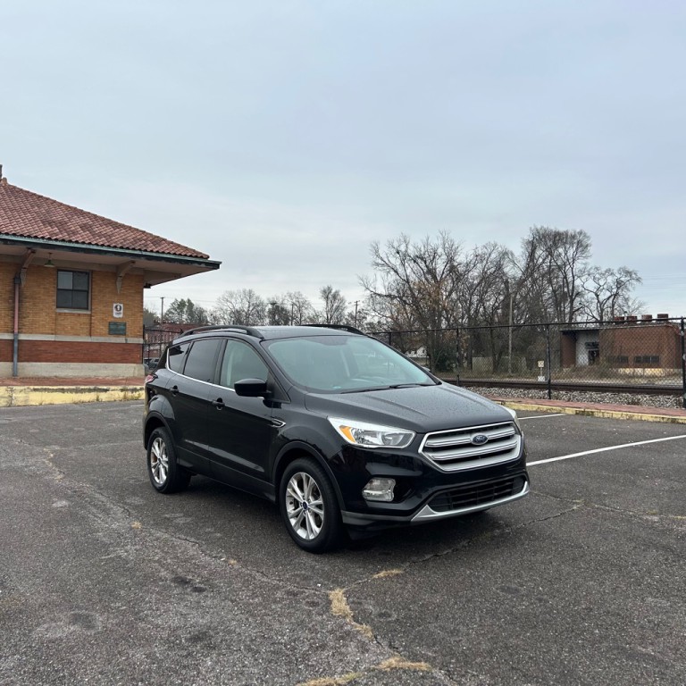 2018 Ford Escape Image 1