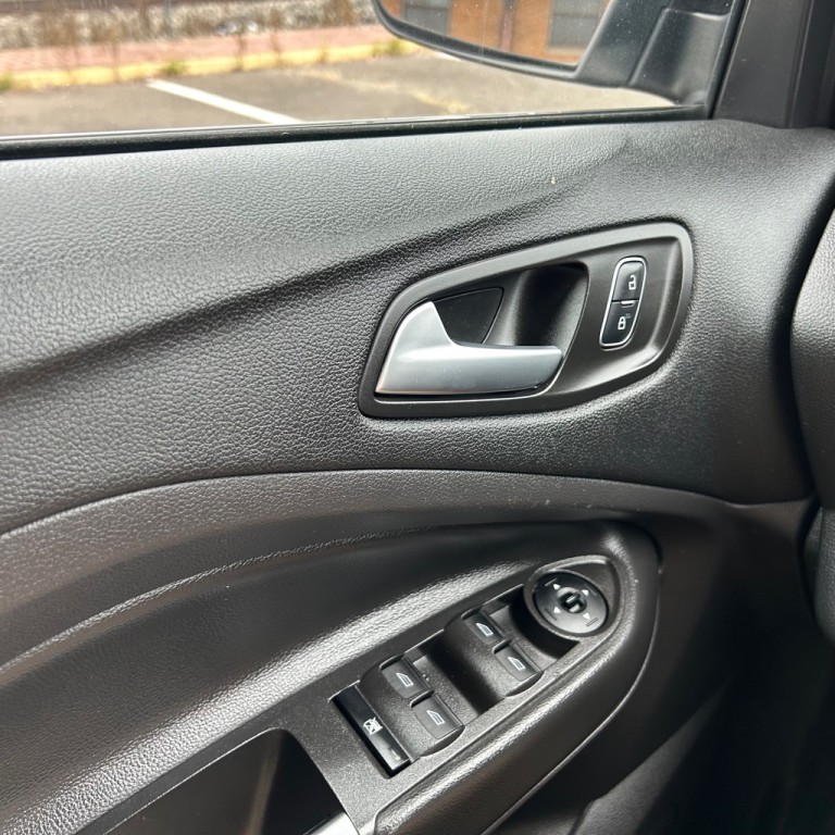 2018 Ford Escape Image 6