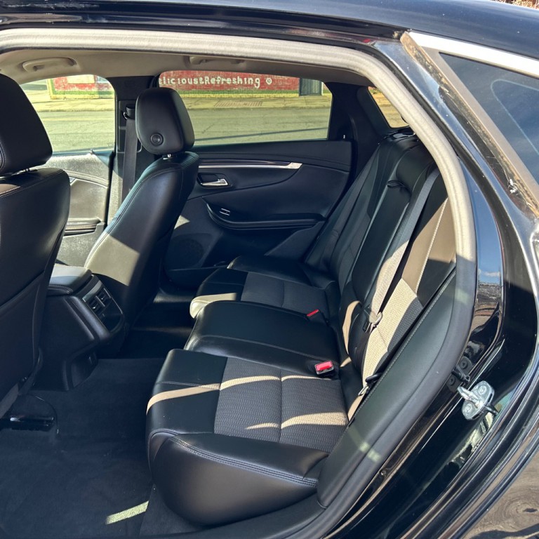 2017 Chevrolet Impala Image 12