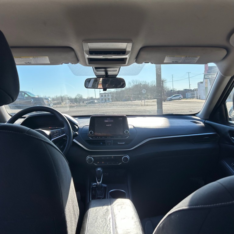 2022 Nissan Altima Image 7