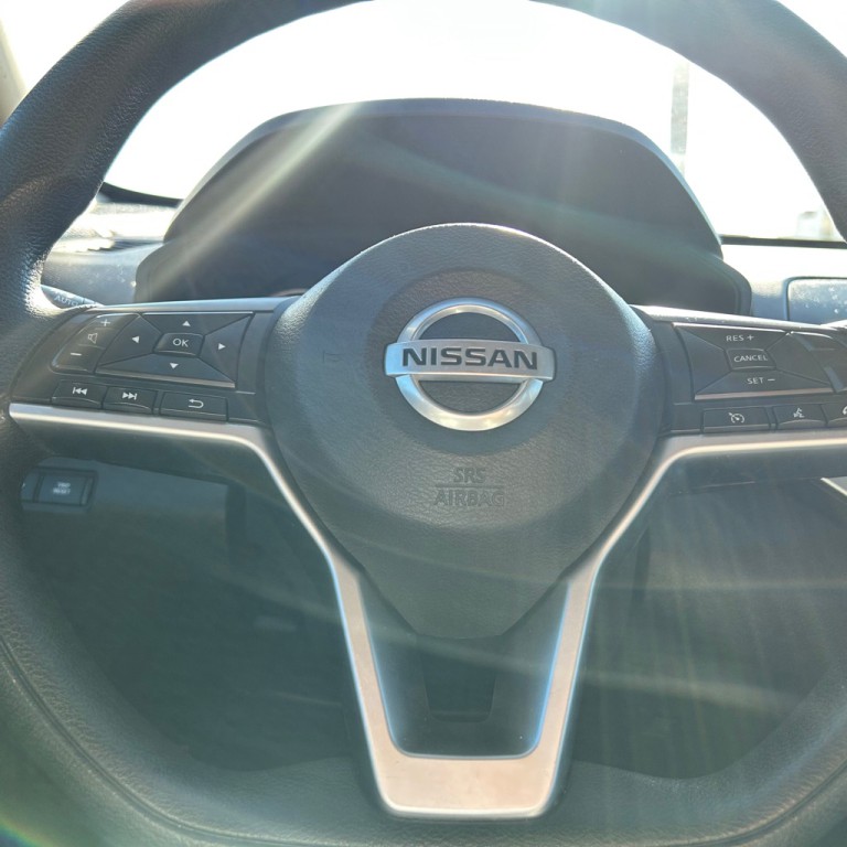 2022 Nissan Altima Image 10