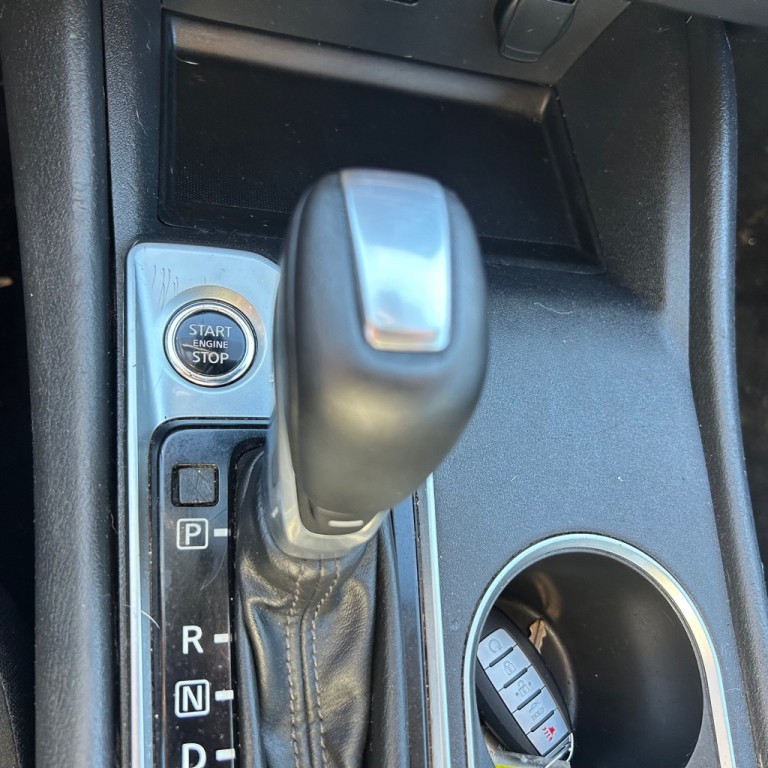 2022 Nissan Altima Image 13