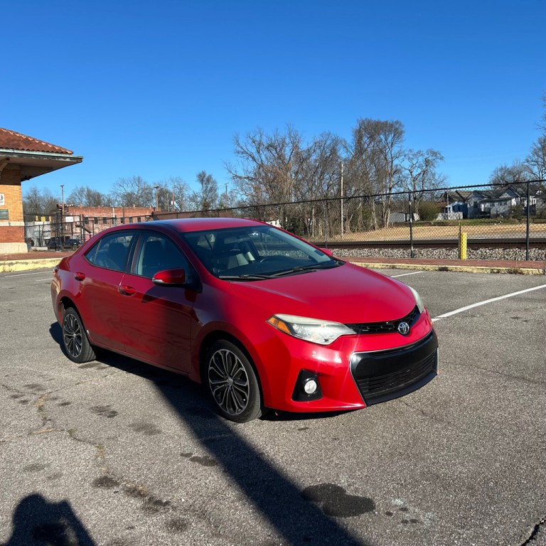 2015 Toyota Corolla Image 1