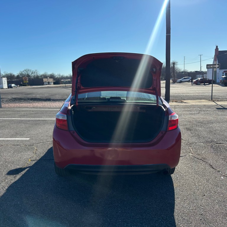 2015 Toyota Corolla Image 13