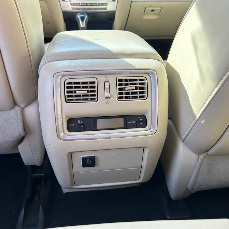 2017 INFINITI QX60 Image 17