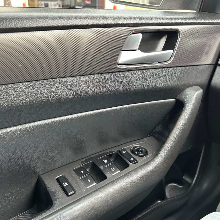 2015 Hyundai Sonata Image 8