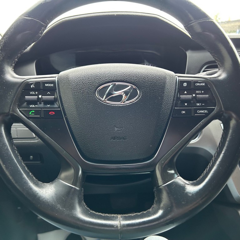 2015 Hyundai Sonata Image 9
