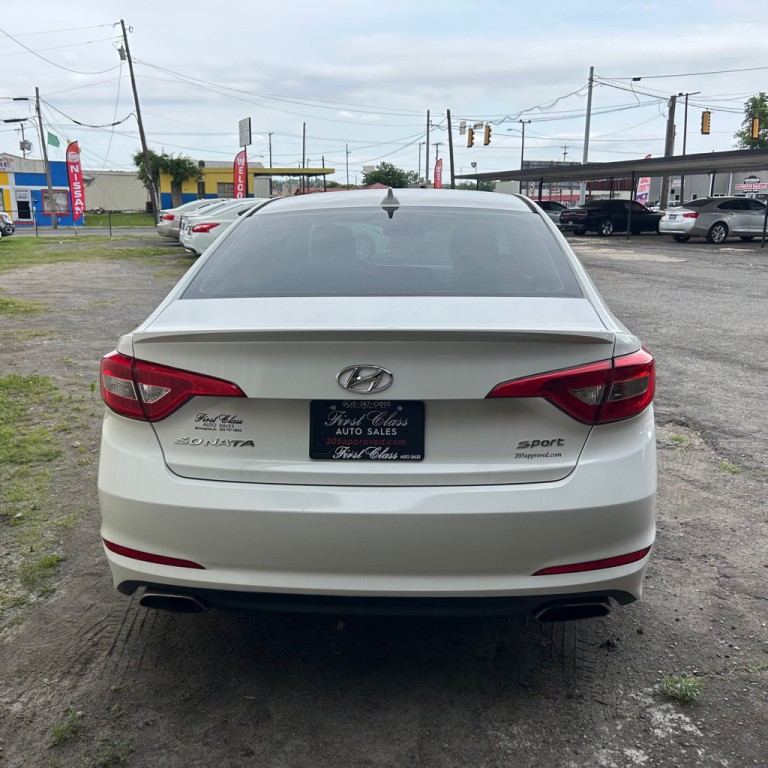2015 Hyundai Sonata Image 19