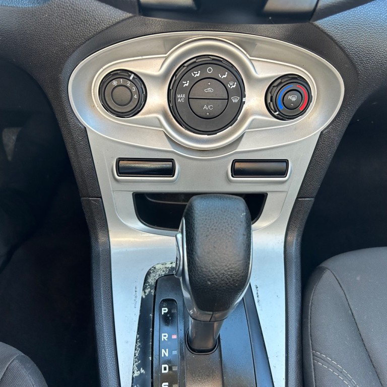 2019 Ford Fiesta Image 13