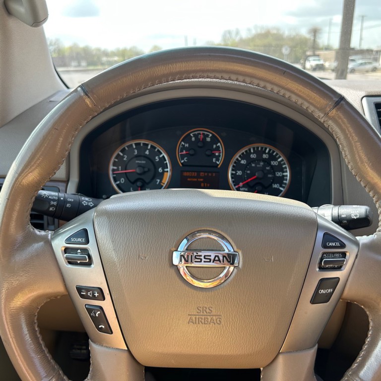 2013 Nissan Armada Image 8